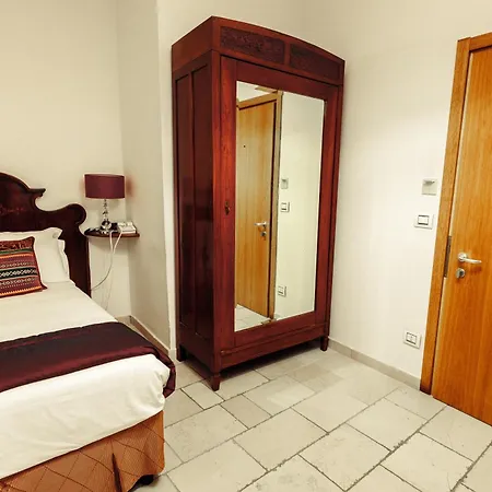 Vico Regio فندق كازارانو