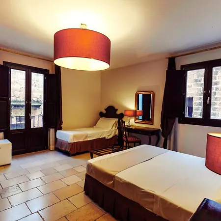 Vico Regio 4* Казарано