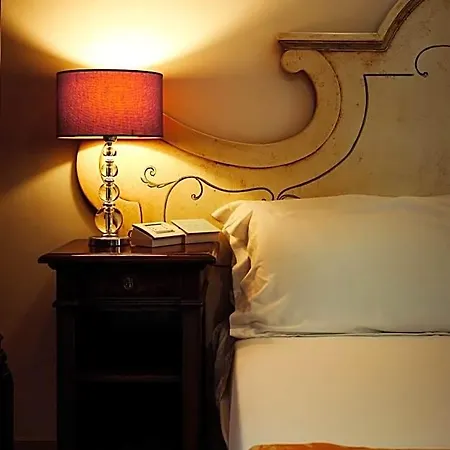 Vico Regio Hotel 4*